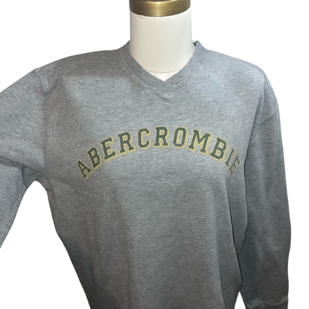 Vintage Abercrombie Fitch Gray‎ V Neck Long Sleeve Sweatshirt Size S